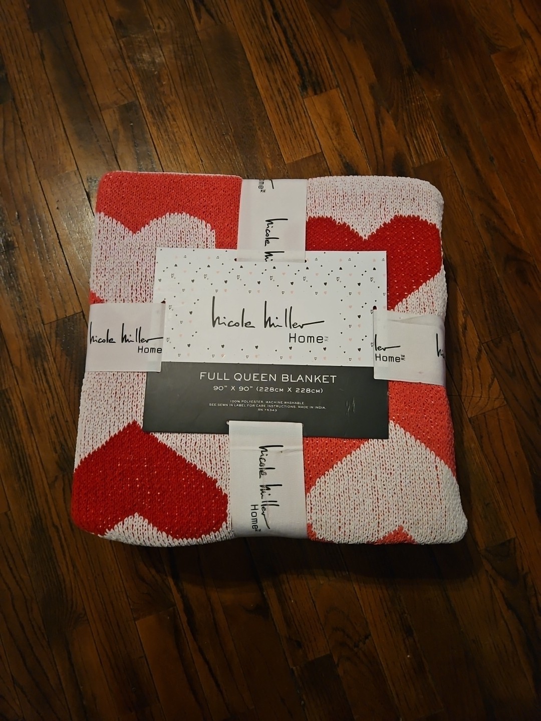 Nicole Miller Hearts Full/ Queen Blanket 90\ Nicole Miller Hearts Full/ Queen Blanket 90\