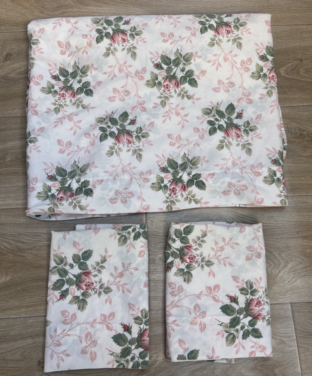Vintage Dan River Full Flat Sheet & 2 Pillowcases Rose Floral Print Cottage Core Vintage Dan River Full Flat Sheet & 2 Pillowcases Rose Floral Print Cottage Core