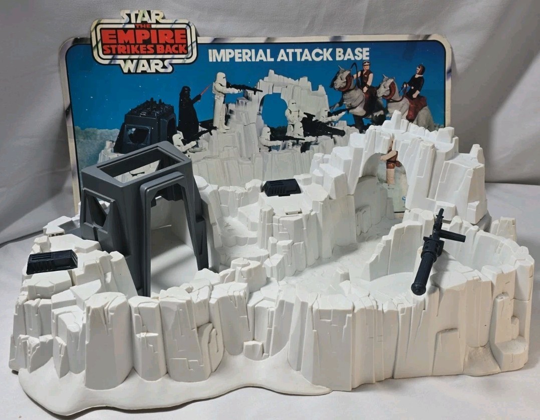 Vintage 1980 Kenner Star Wars Imperial Attack Base Hoth Playset w/ Box Cutout Vintage 1980 Kenner Star Wars Imperial Attack Base Hoth Playset w/ Box Cutout