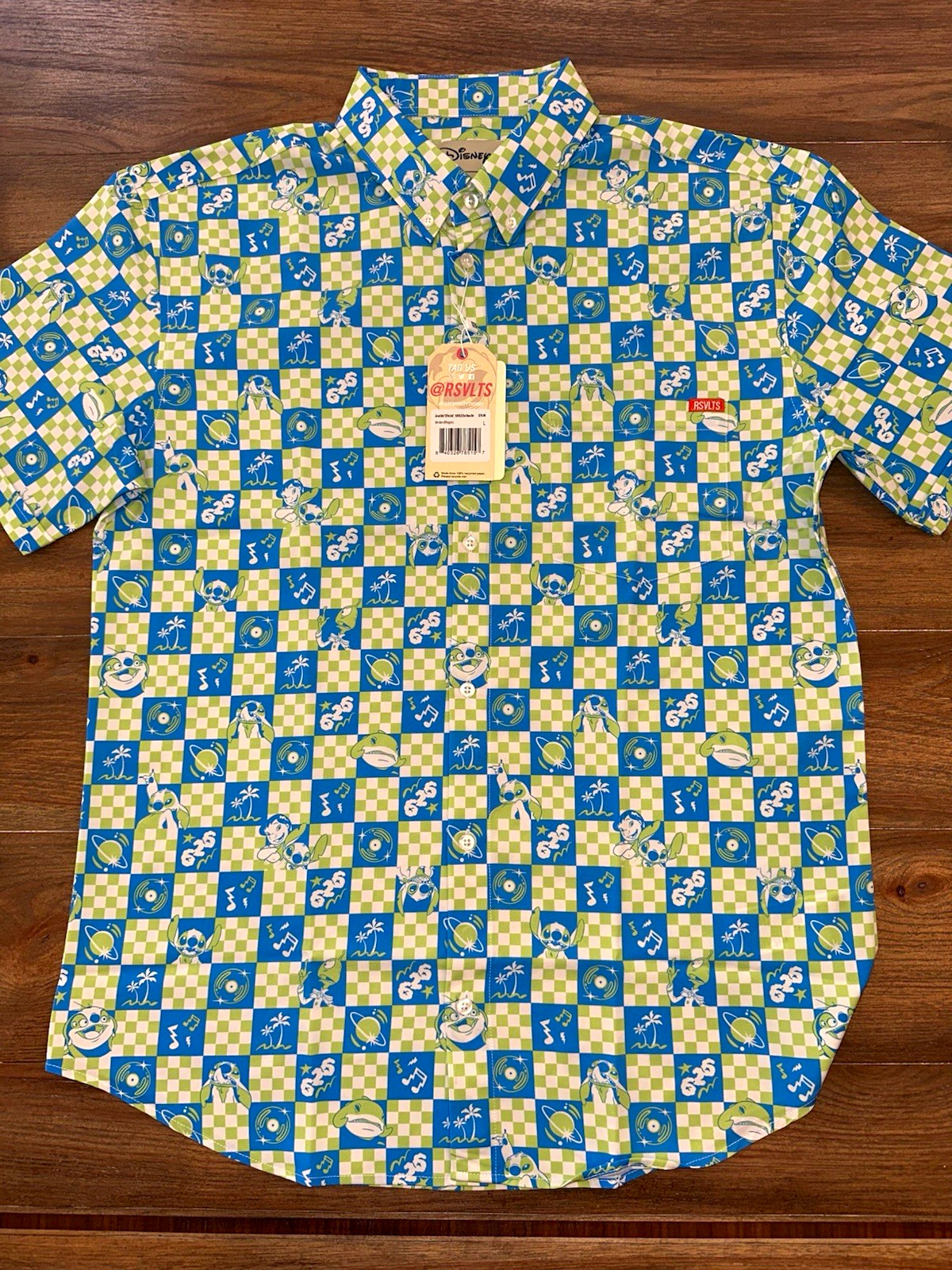 RSVLTS Disney Stitch “Off the Grid” Short Sleeve Button Down Men’s Regular RSVLTS Disney Stitch “Off the Grid” Short Sleeve Button Down Men’s Regular