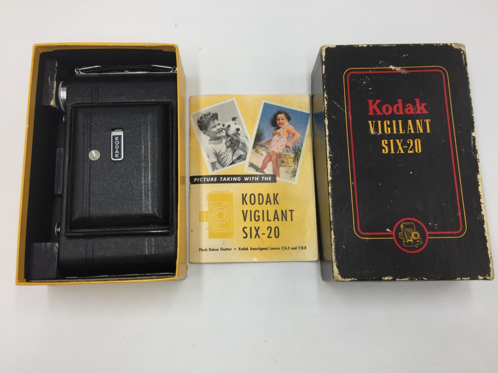 KODAK Vigilant Six-20 Folding Camera No 143 W/ Manual & Original Box,Untested