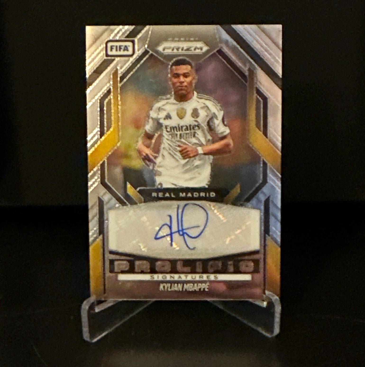 Panini 2025-26 Prizm FIFA Kylian Mbappé Prolific Signatures Auto PS-KM Panini 2025-26 Prizm FIFA Kylian Mbappé Prolific Signatures Auto PS-KM