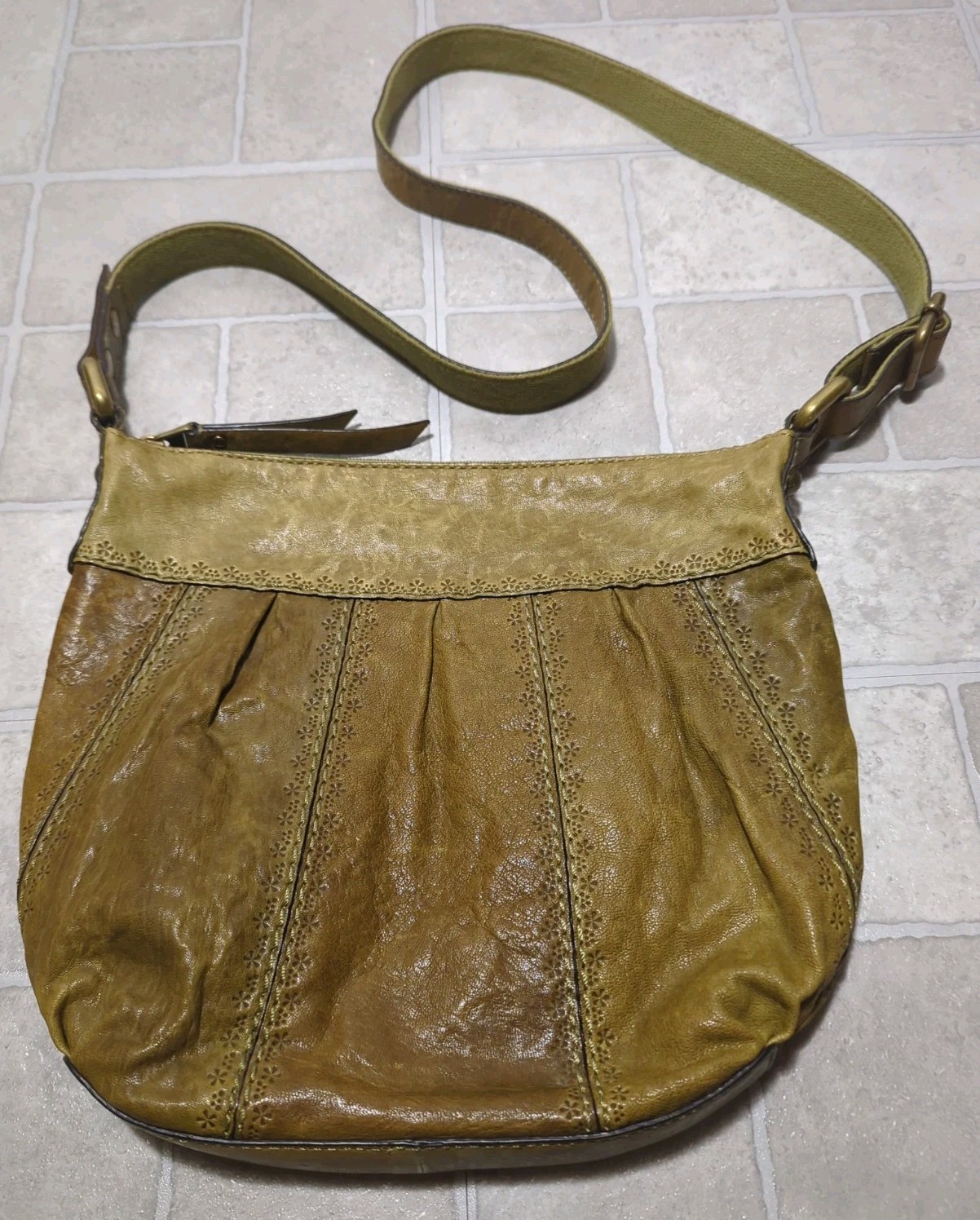 Vintage Fossil Leather Purse Bag Sage Green Real Leather Filigree Vintage Fossil Leather Purse Bag Sage Green Real Leather Filigree