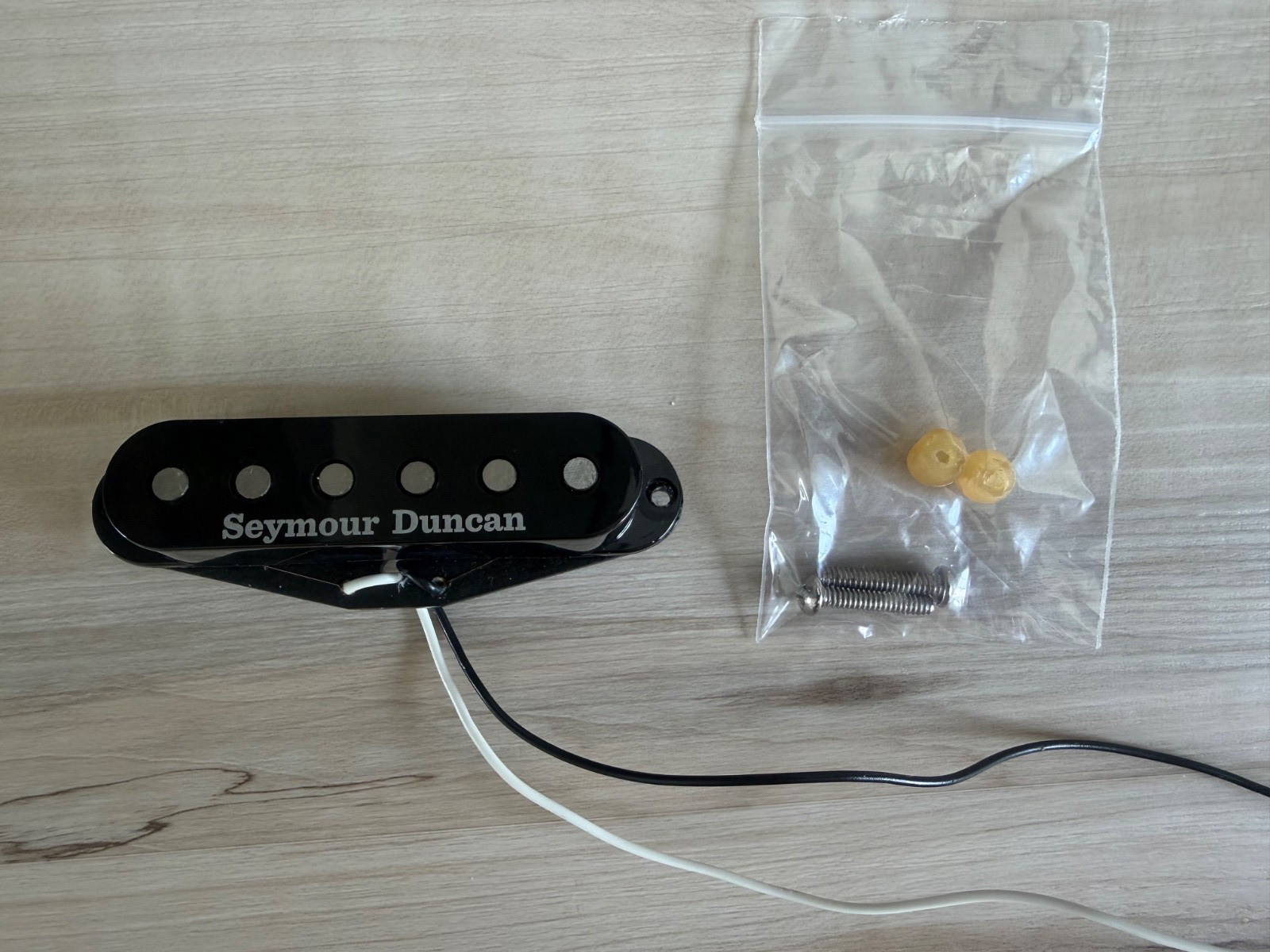 Seymour Duncan SSL-6 Custom Flat Strat single coil guitar pickup- Black