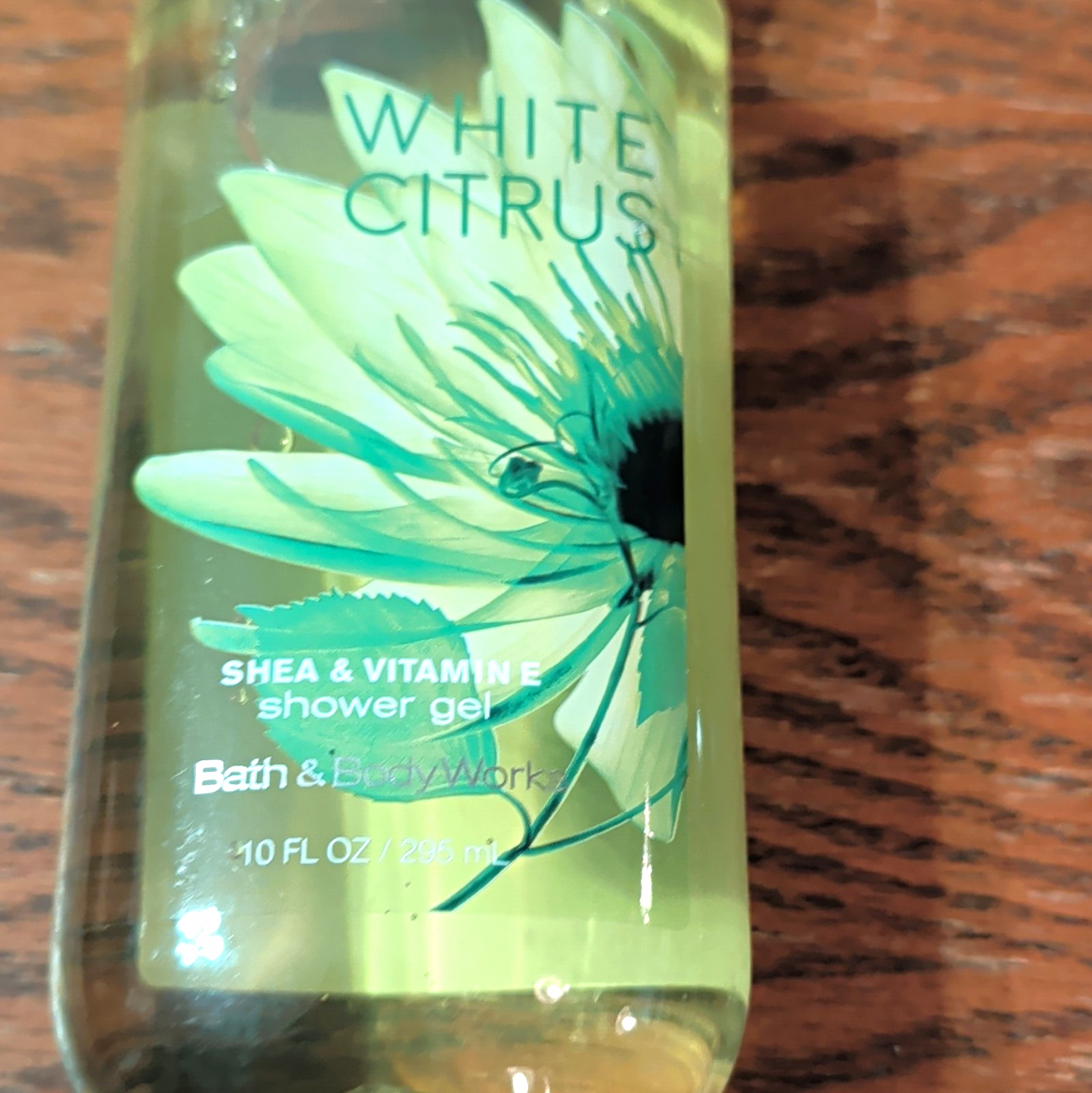 Bath & Body Works White Citrus Shower Gel 10 fl oz Shea Vitamin E Aloe
