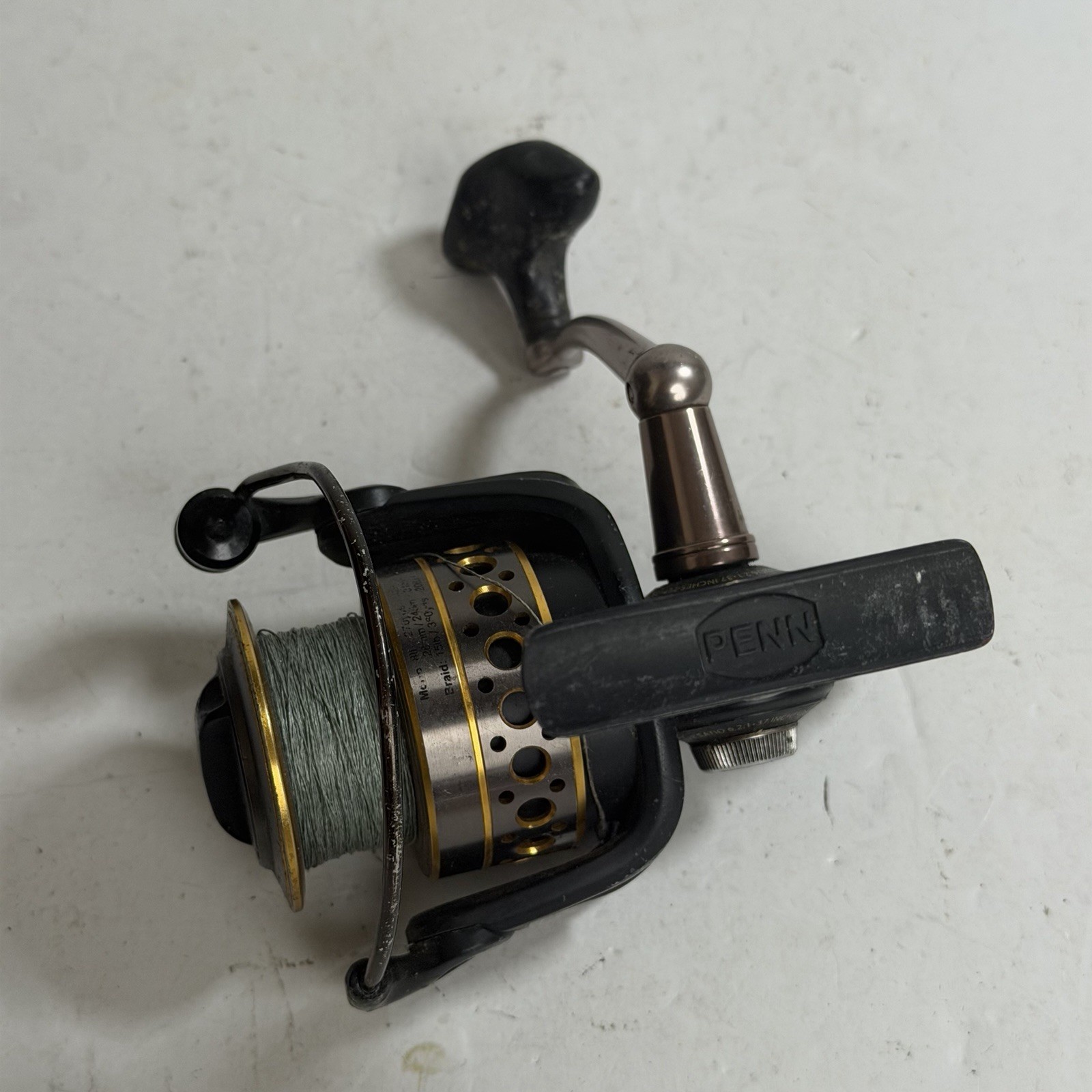 Penn Battle II 4000 Spinning Reel 6.2:1 5+1 Bearings Saltwater Fishing