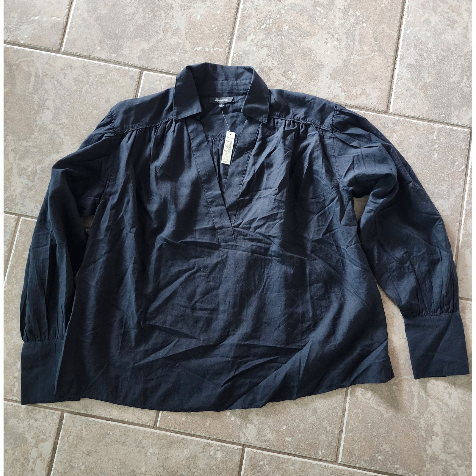Madewell Black V-Neck Popover Blouse Long Sleeve Cotton Viscose Top Size M NS329 Madewell Black V-Neck Popover Blouse Long Sleeve Cotton Viscose Top Size M NS329