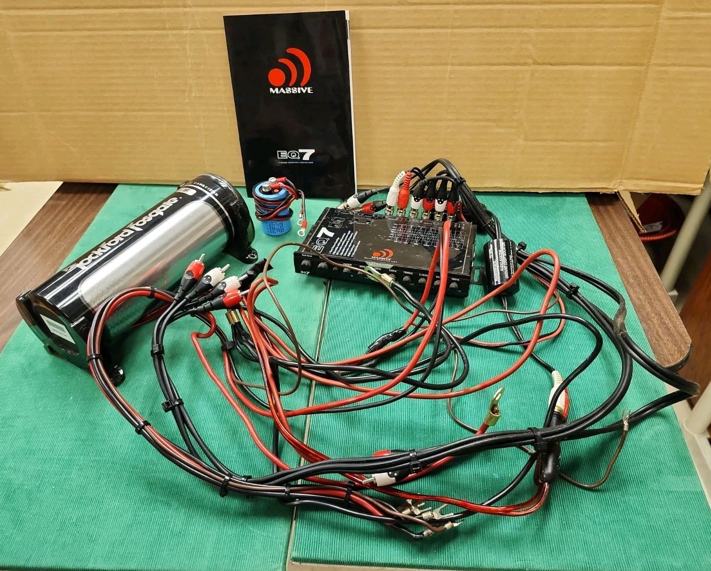 Massive Audio EQ7 7-Band Equalizer Rockford Fosgate Digital Capacitor Kit Wires Massive Audio EQ7 7-Band Equalizer Rockford Fosgate Digital Capacitor Kit Wires