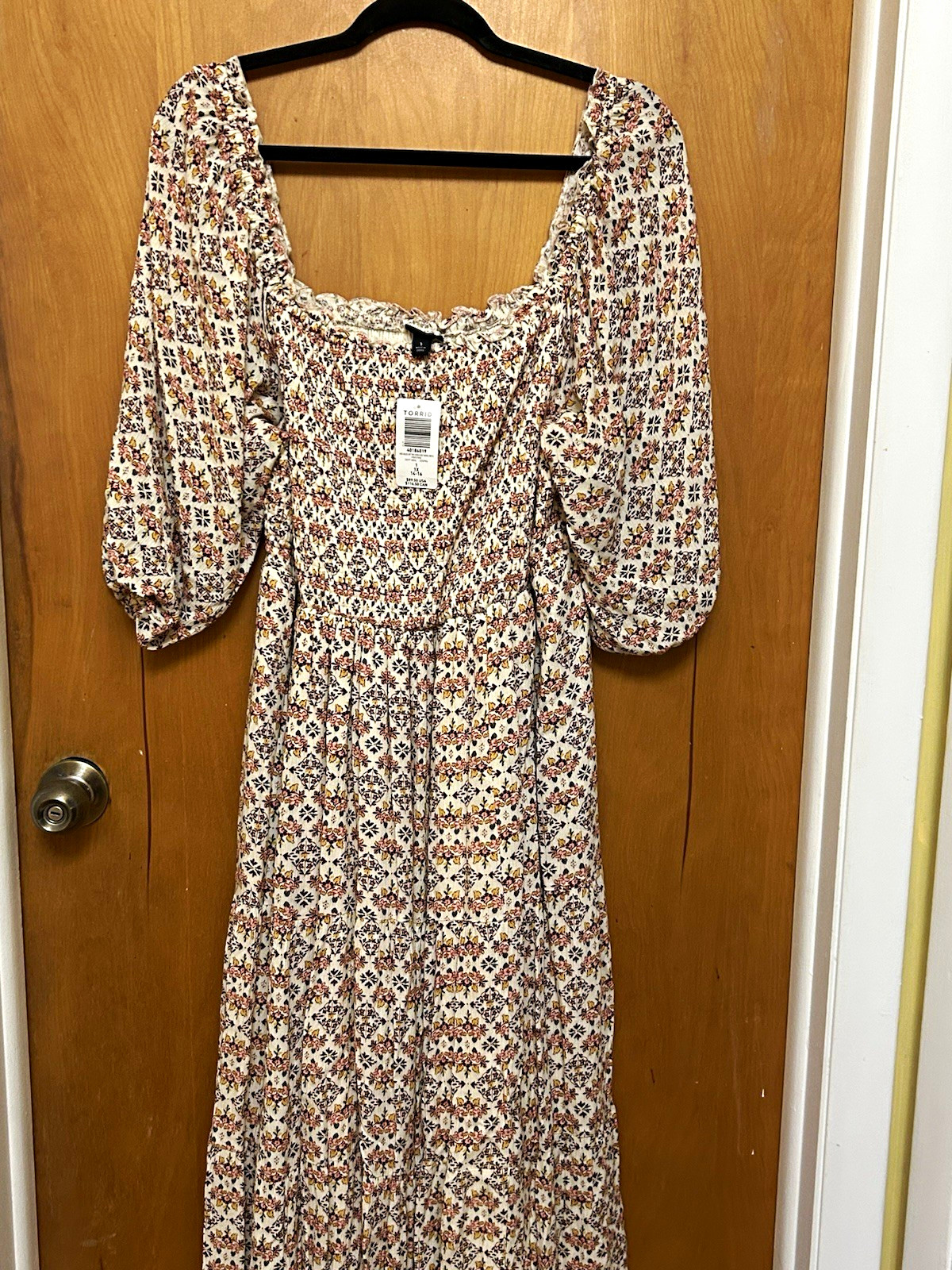 Torrid 1X Floral Gauze Smocked Square Neck Tiered Maxi Dress Puff Sleeve