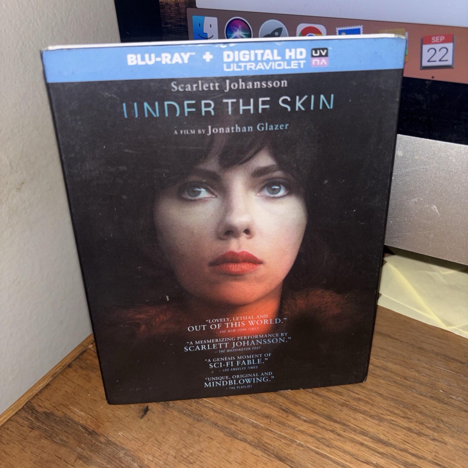 Under the Skin (Blu-ray, 2014) Scarlett Johansson- OOP Sci-Fi Cult Classic Under the Skin (Blu-ray, 2014) Scarlett Johansson- OOP Sci-Fi Cult Classic