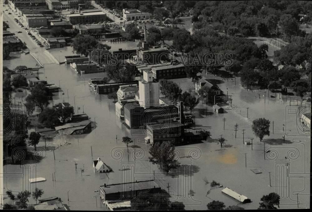 1954 Press Photo Flooded town of Ottawa - lrx85629
