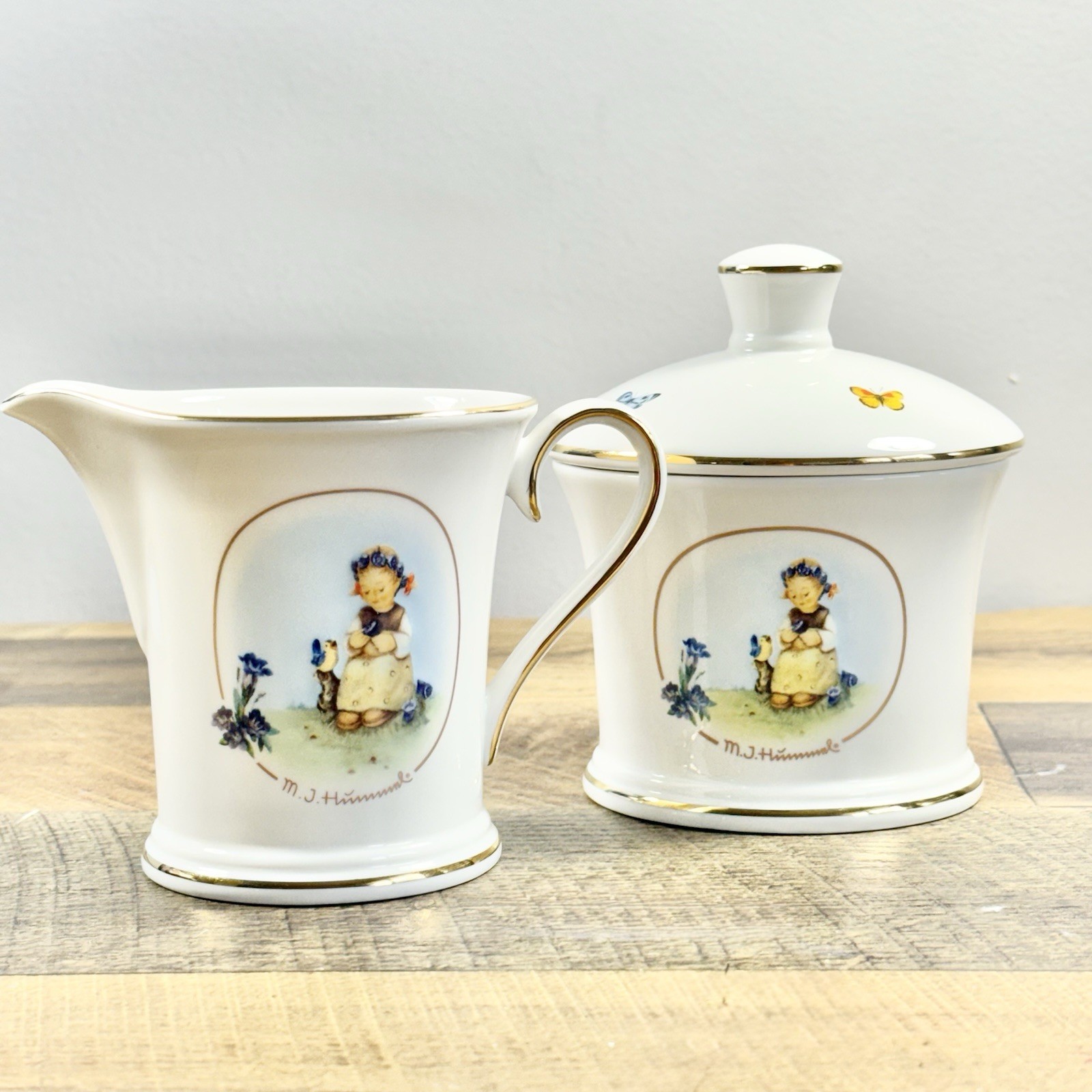 Goebel M.I. Hummel: Cream/Sugar Cup - The Botanist/Milchgeisser Enzianmadchen