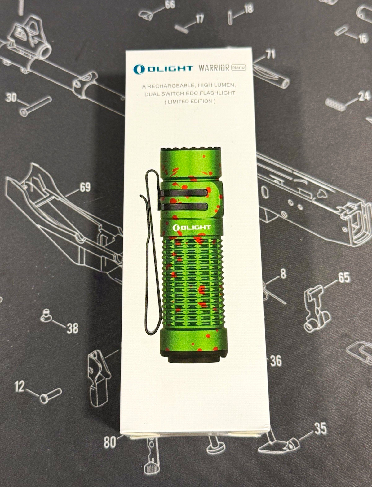 Olight Warrior Nano LED Flashlight RARE Discontinued Olight Warrior Nano LED Flashlight RARE Discontinued