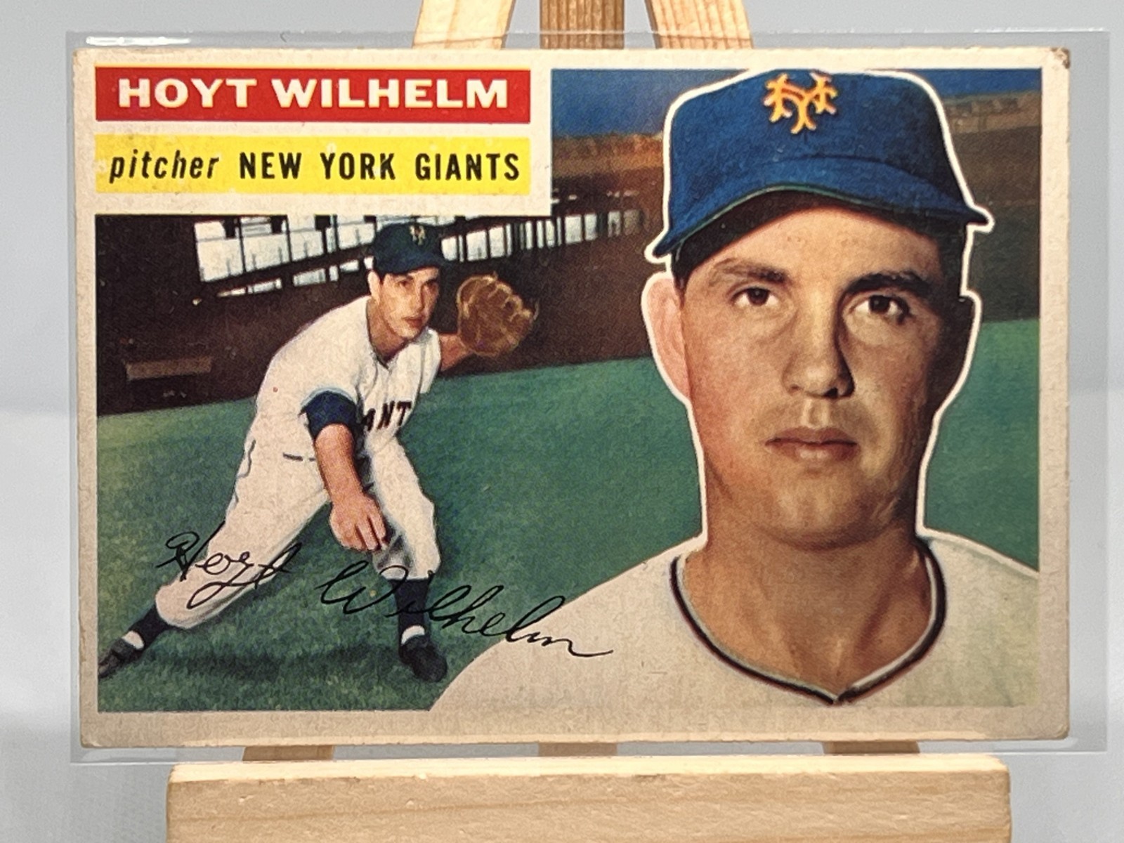 1956 Topps - Hoyt Wilhelm #307 - 8 Time All Star, 2 Time ERA Leader - HOF