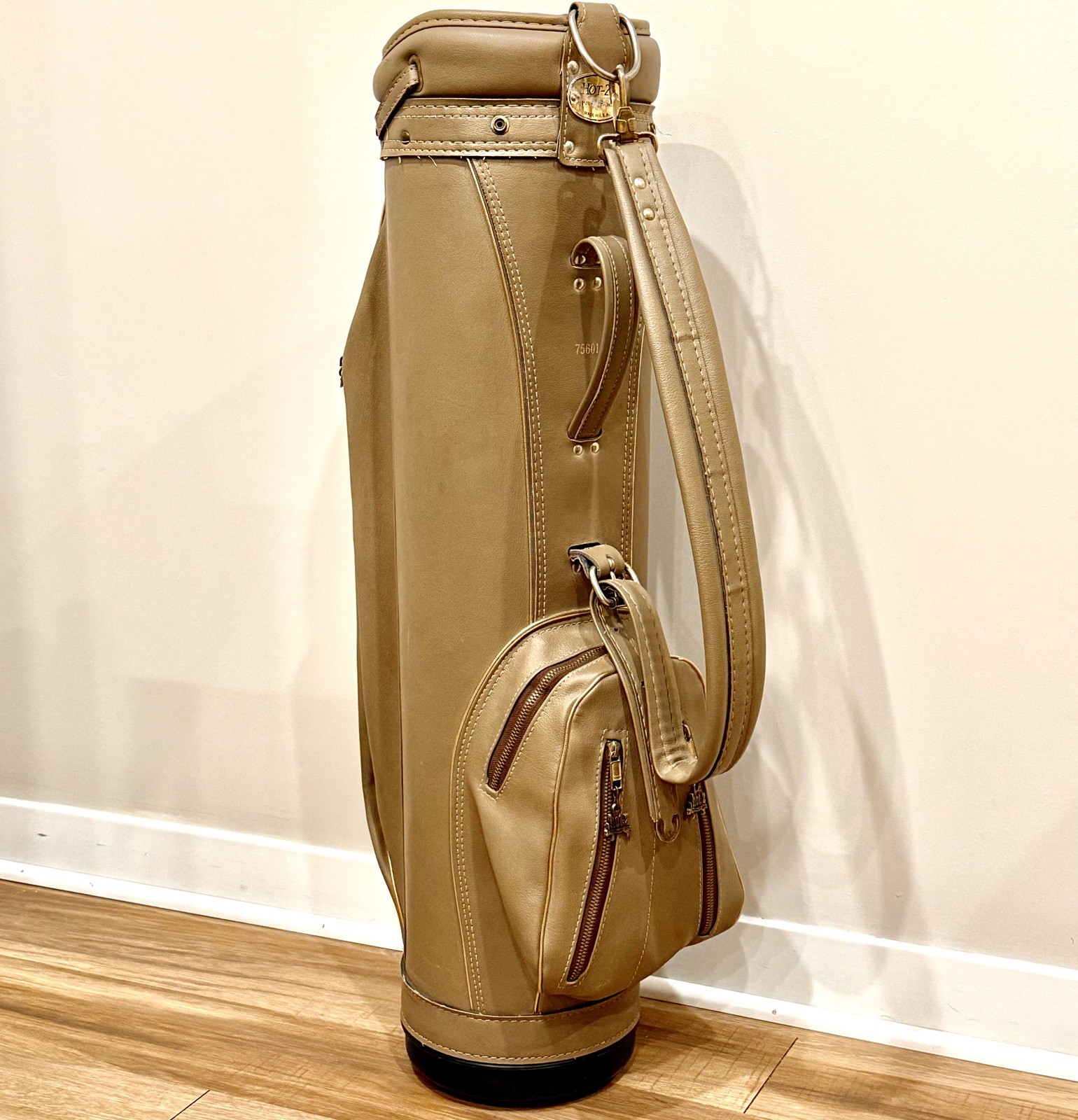 Vintage Hot-Z Leather Tan/Beige Golf Bag Cart Vinyl 6 Way w Rain Cover - MINT Vintage Hot-Z Leather Tan/Beige Golf Bag Cart Vinyl 6 Way w Rain Cover - MINT