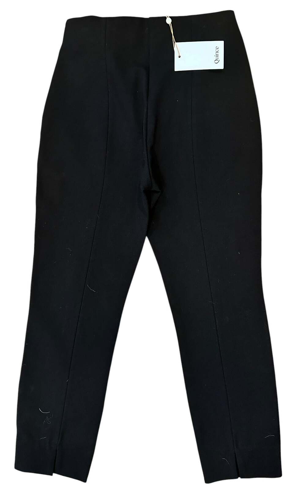 Size Medium - Quince Ultra Stretch Ponte Pintuck Ankle Pant, New with Tags Size Medium - Quince Ultra Stretch Ponte Pintuck Ankle Pant, New with Tags