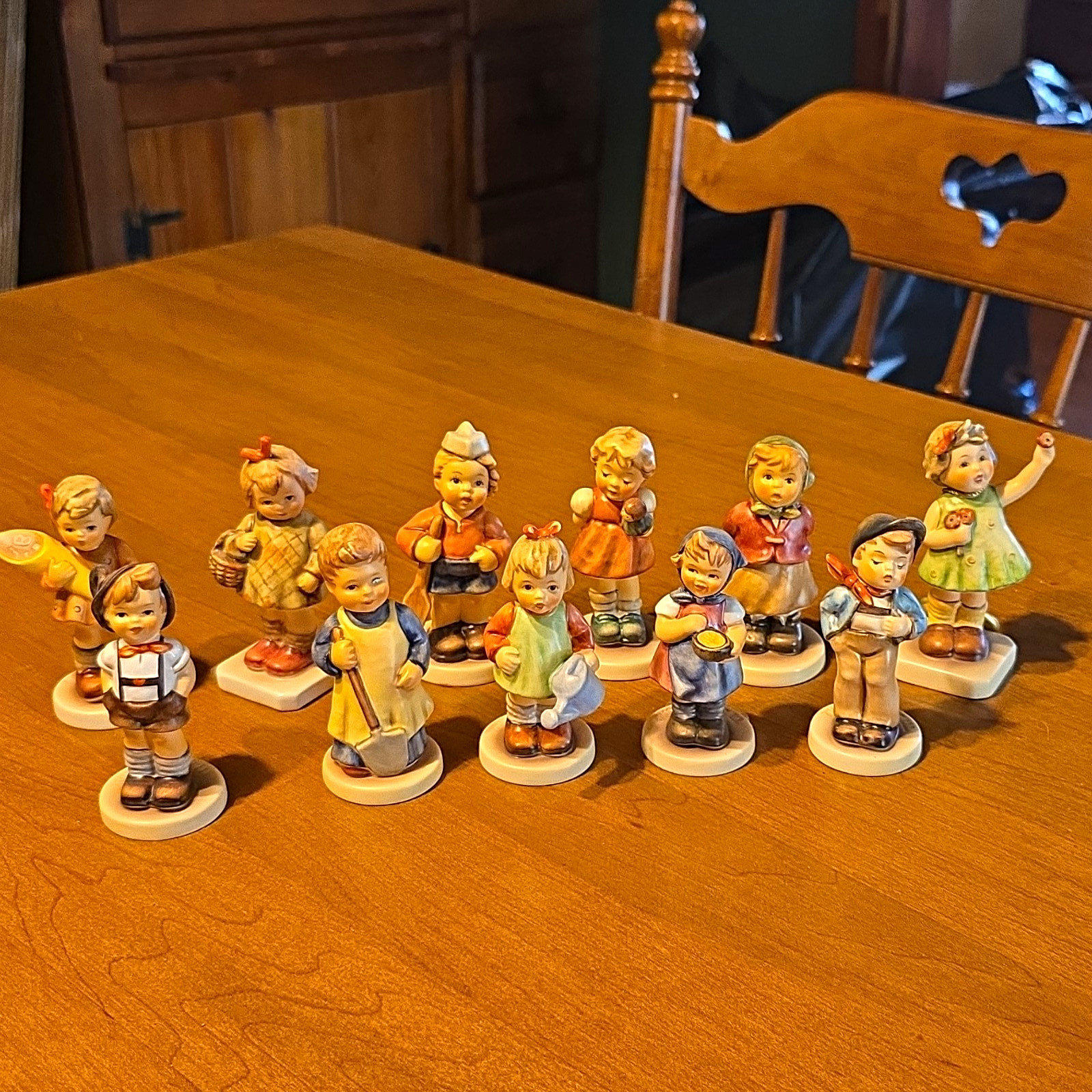 Goebel M.I. Hummel Club Hand Painted Porcelain Figurines Lot of 11, 4 Goebel M.I. Hummel Club Hand Painted Porcelain Figurines Lot of 11, 4