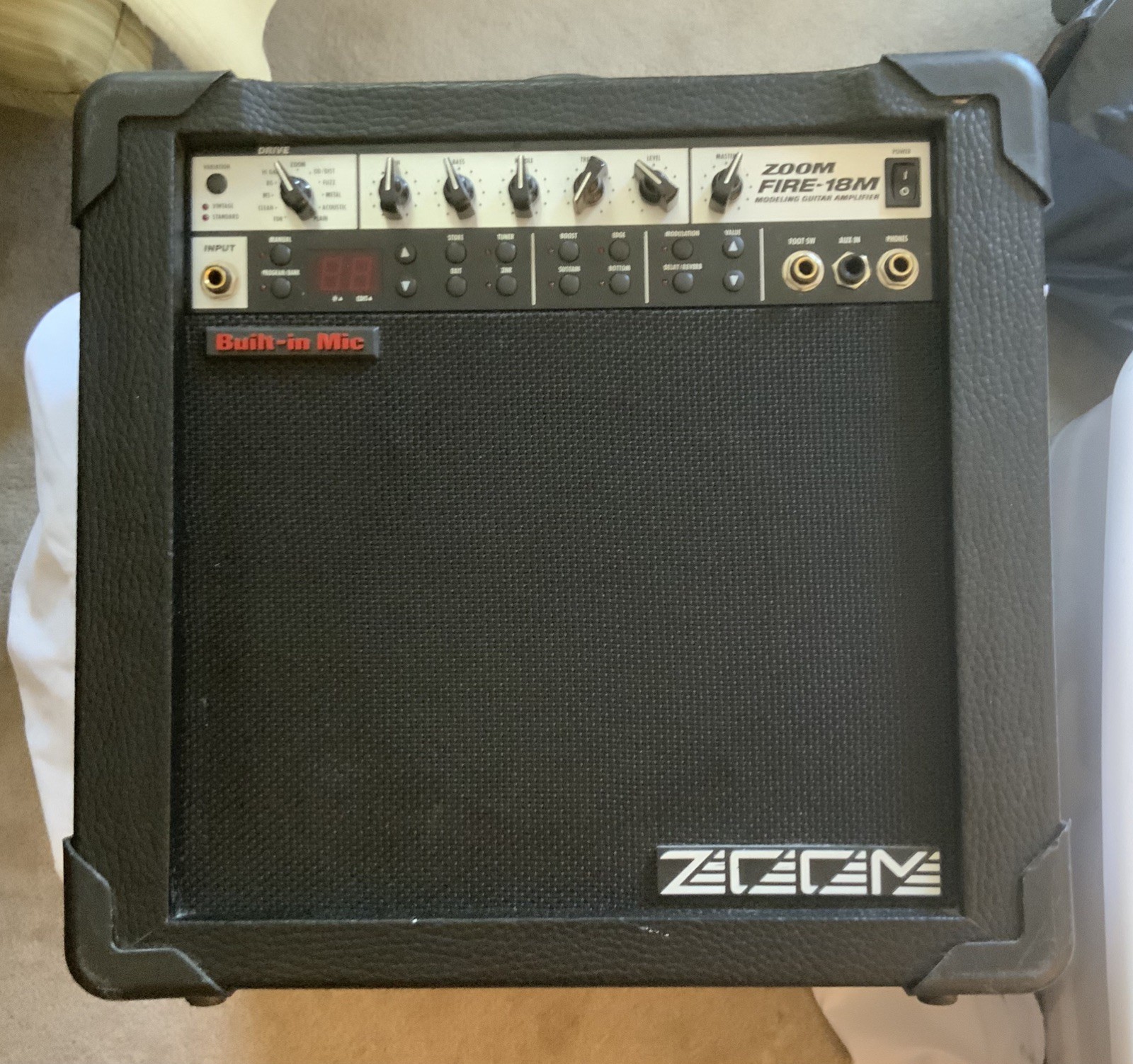 ZOOM FIRE-18M Modeling Guitar Amp -rare and unique sound 