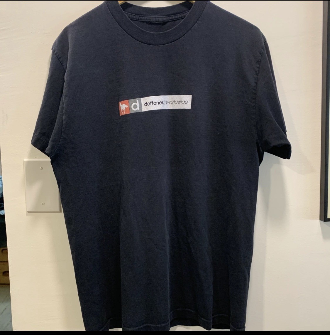 Vintage Deftones 2000 White Pony Box Logo Band Tee Rare Fader Cut Tag L 21x29in Vintage Deftones 2000 White Pony Box Logo Band Tee Rare Fader Cut Tag L 21x29in
