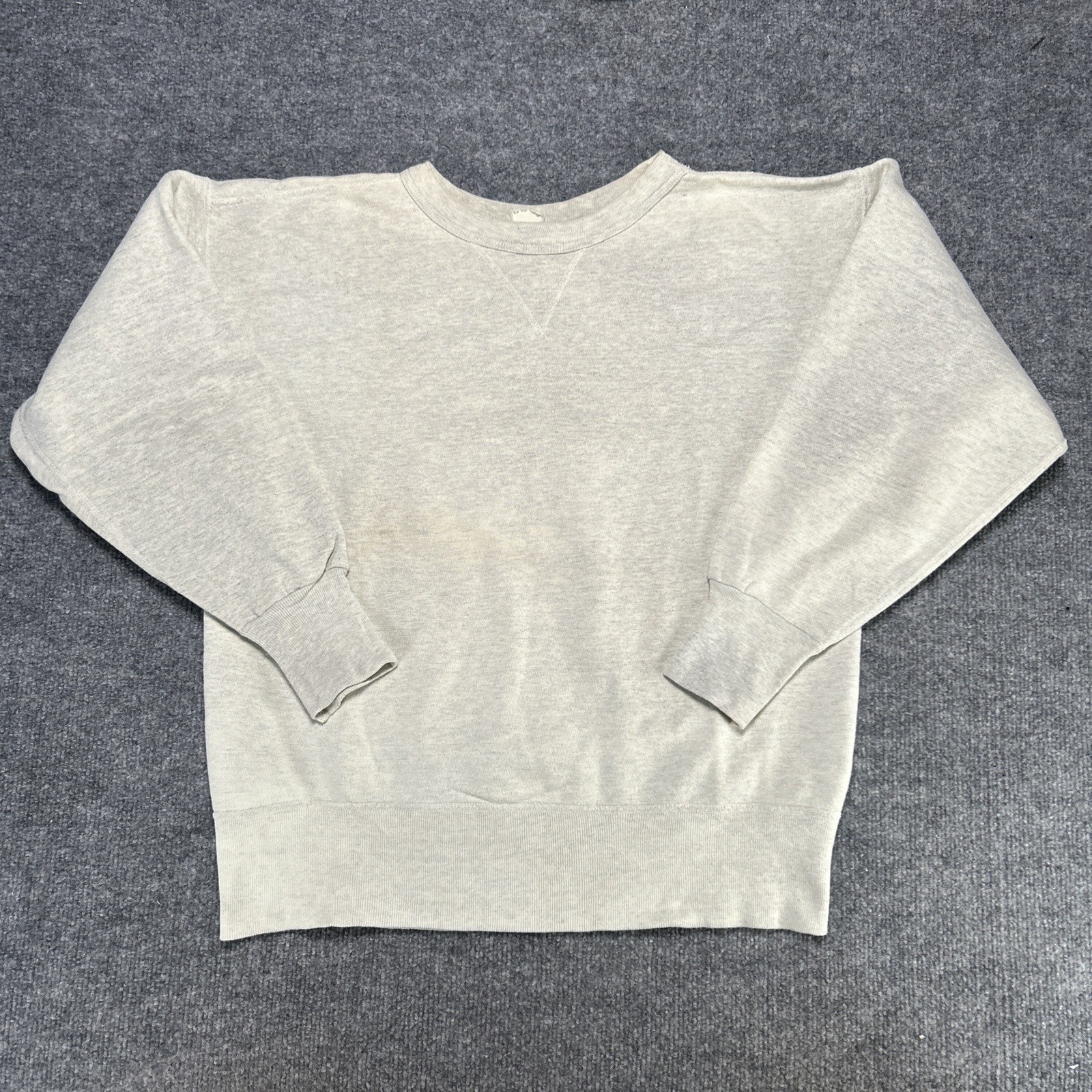 Vtg 1940s-1950s Single V Stitch Crewneck Sweatshirt Heather Oatmeal Mens Medium Vtg 1940s-1950s Single V Stitch Crewneck Sweatshirt Heather Oatmeal Mens Medium