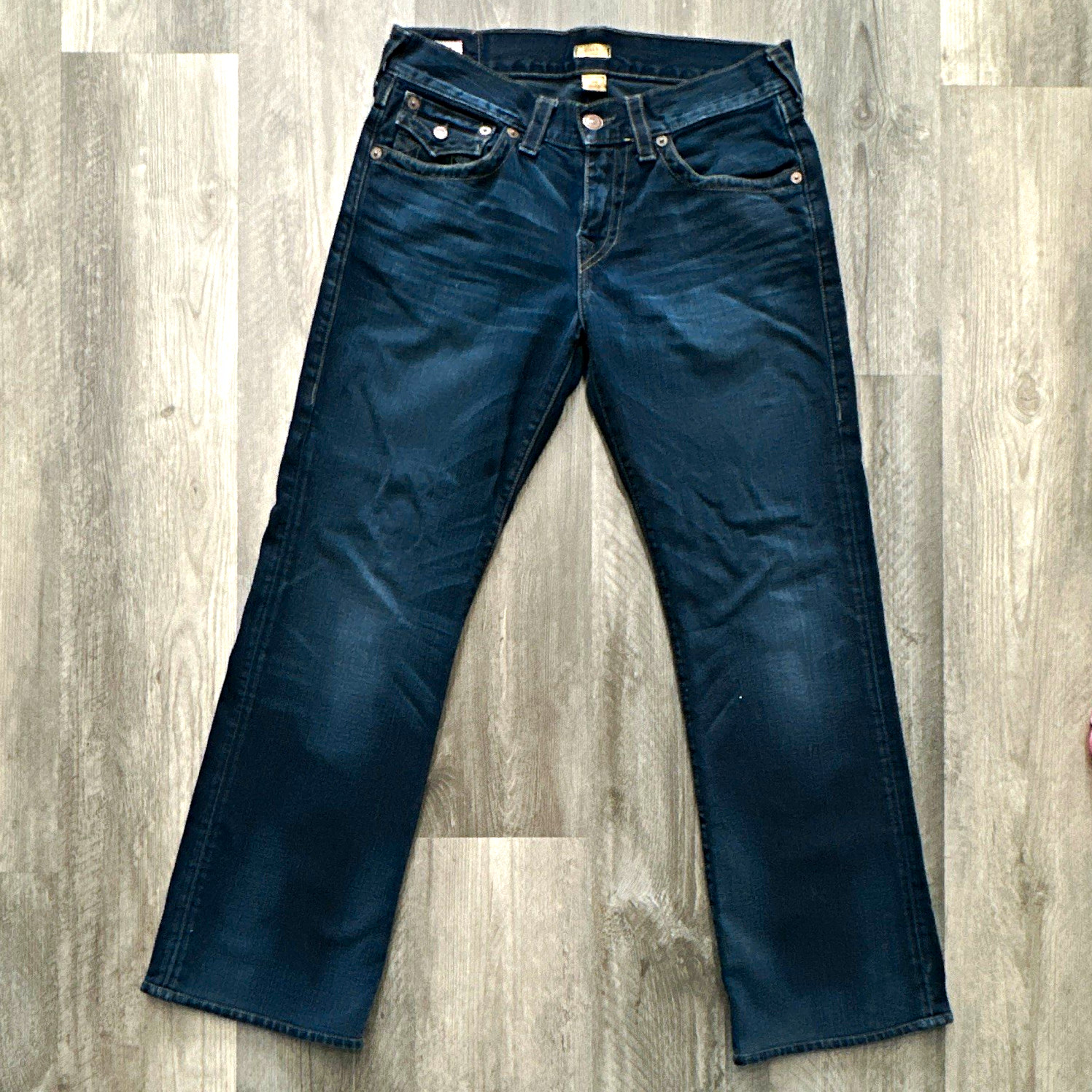 True Religion Men’s American made vintage Billy Bootcut Dark Wash Blue Denim True Religion Men’s American made vintage Billy Bootcut Dark Wash Blue Denim