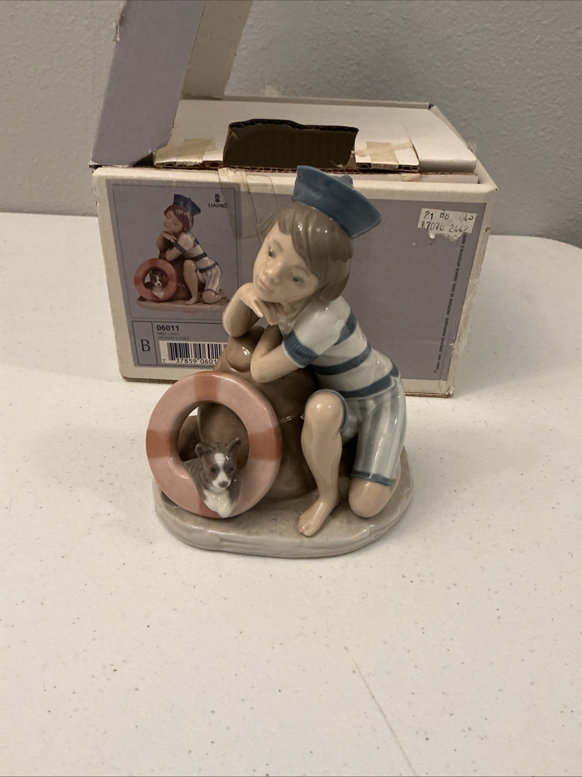 Lladro Mondays Child Porcelain Sculpture With Original Box Has Broken Finger