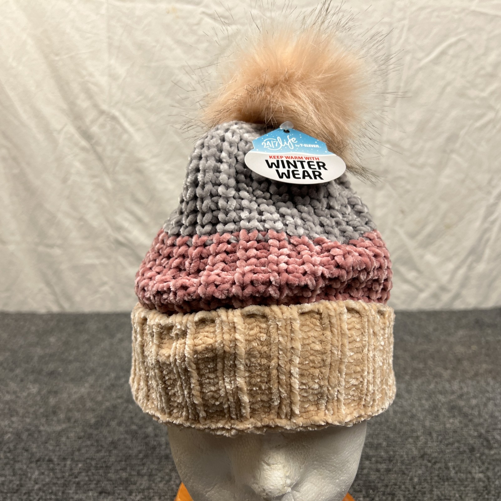 NWT 24/7 Life Winter Wear Pom Stocking Hat Womens One Size Chenille Beanier