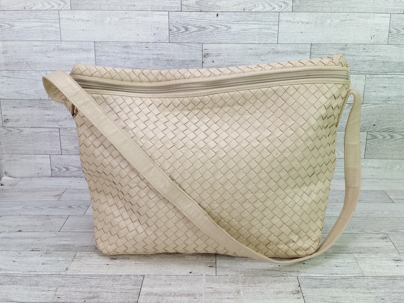 Vintage Meyers Ivory Woven Shoulder Bag Purse