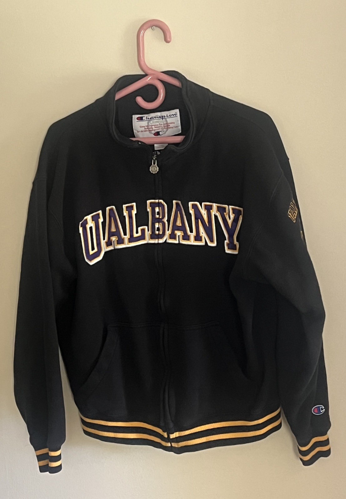 Vintage Champion SUNY Albany Jacket Men’s/Unisex M Black Full Zip NCAA College Vintage Champion SUNY Albany Jacket Men’s/Unisex M Black Full Zip NCAA College