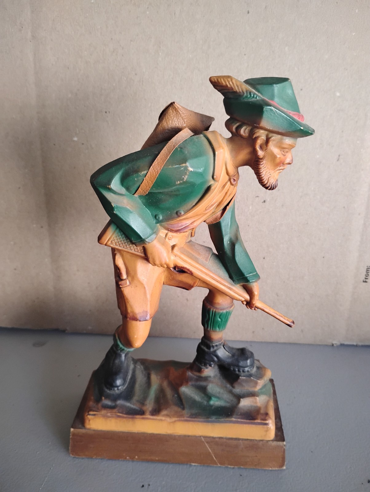 Nice Vintage Carved ANRI Hunter Statue With Gun & Backpack 