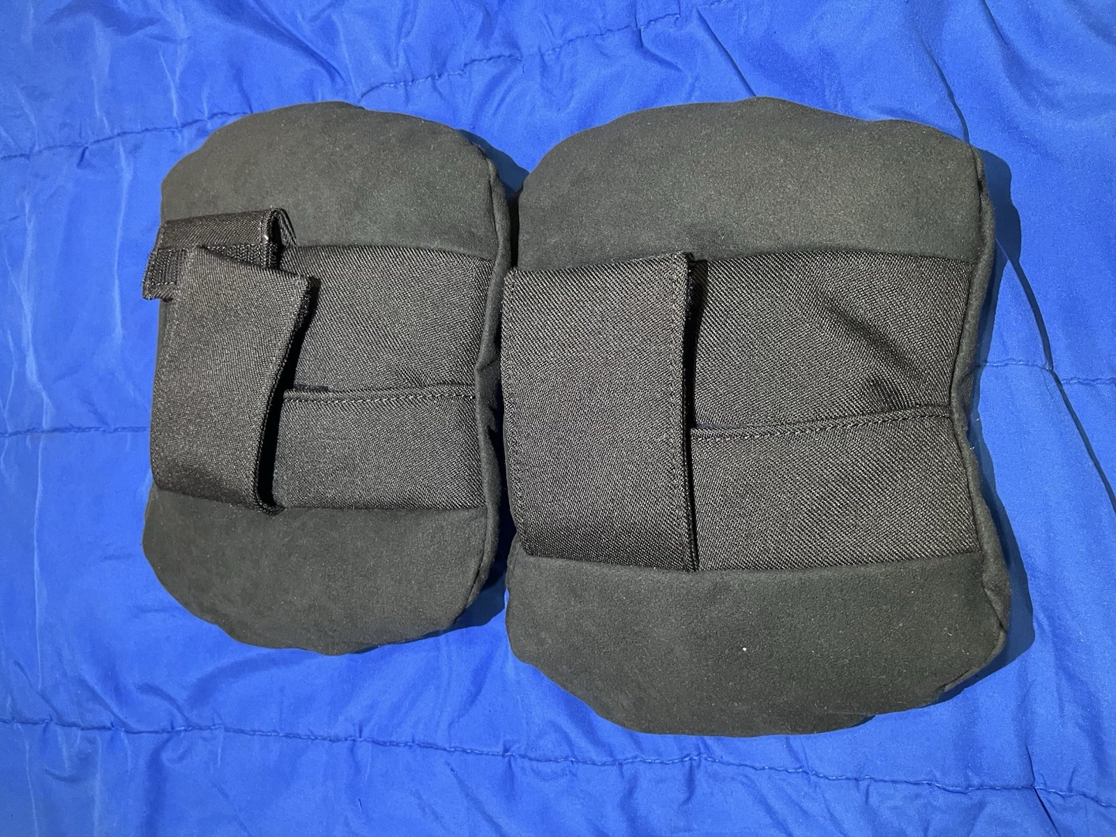 Mercedes-Benz Headrest Pillows Mercedes-Benz Headrest Pillows