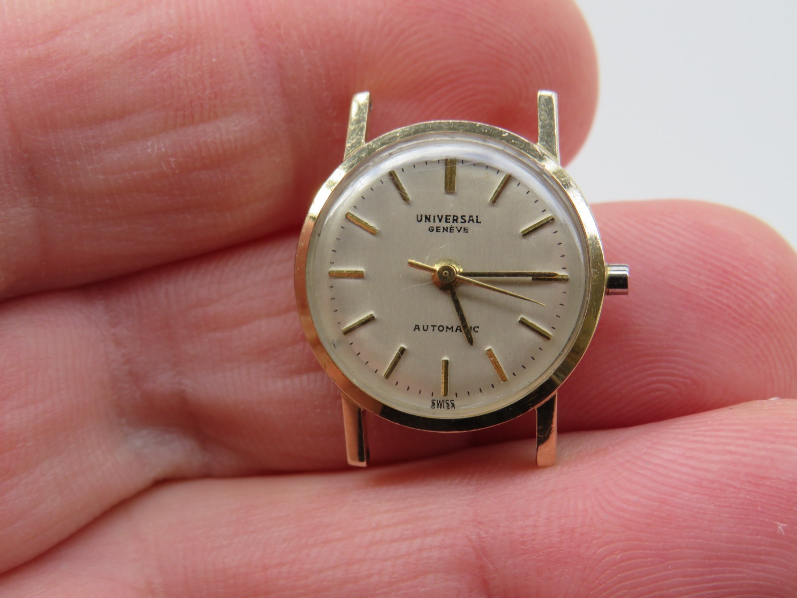 Vintage lady's wristwatch UNIVERSAL GENEVE Automatic for repair