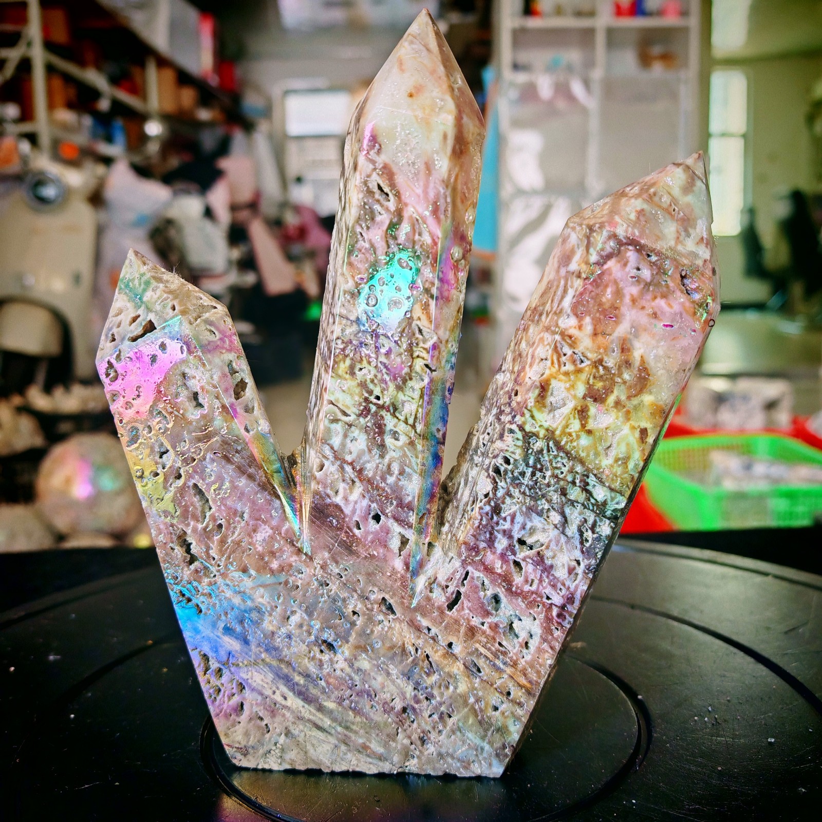 2.64LB Polishing of polycrystalline columns of natural electroplated sphalerite