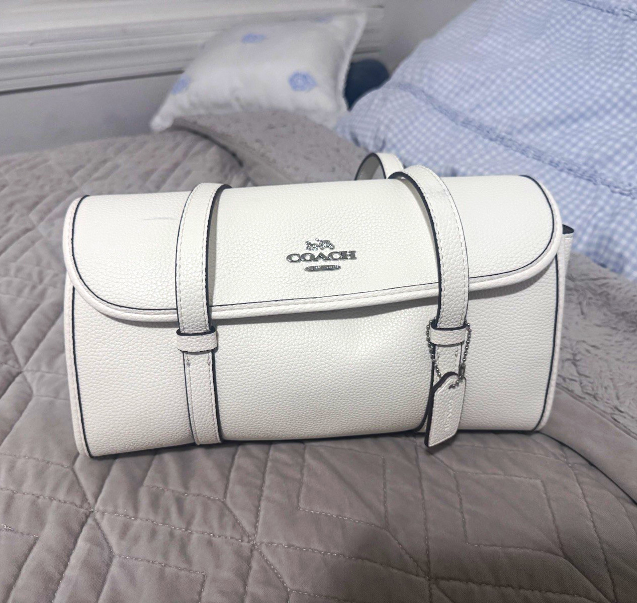 Coach Bridget Flap Shoulder Bag White Pebble Leather CDB04 Coach Bridget Flap Shoulder Bag White Pebble Leather CDB04