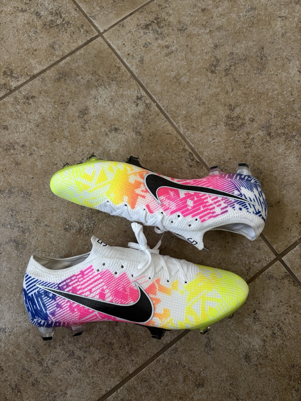 Nike Mercurial Vapor 13 Elite Neymar Jr FG size 9.5 new Nike Mercurial Vapor 13 Elite Neymar Jr FG size 9.5 new