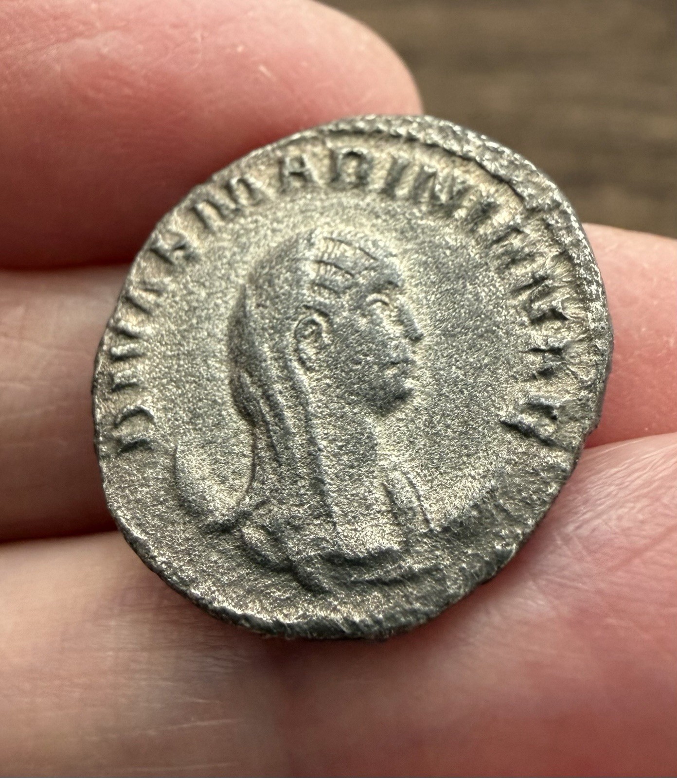 ROMAN. DIVA MARINIANA (MARRIED TO GALLIENUS, 253-268 A.D). BILLON ANTONINIANUS. ROMAN. DIVA MARINIANA (MARRIED TO GALLIENUS, 253-268 A.D). BILLON ANTONINIANUS.