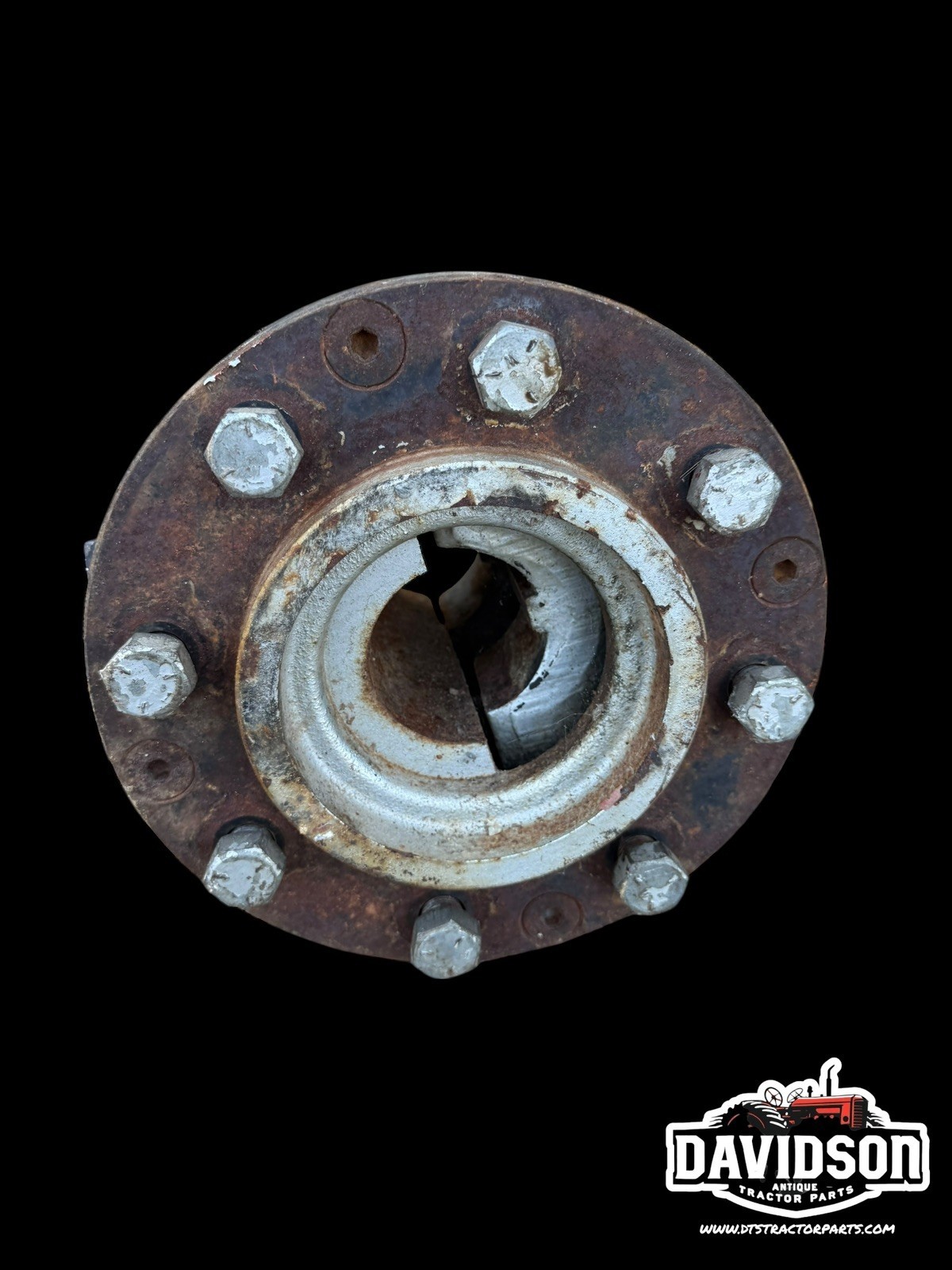 International 4230 Rear Axel Dual Hub 8 bolt International 4230 Rear Axel Dual Hub 8 bolt