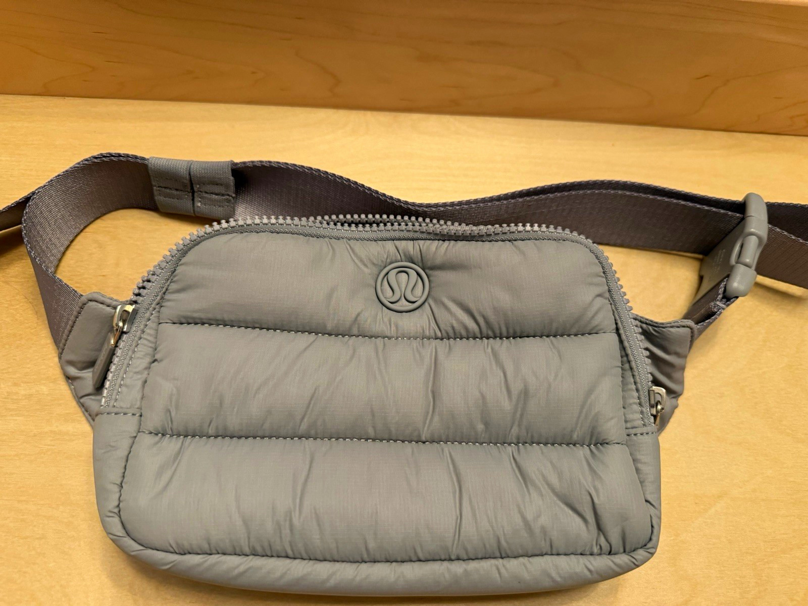 NWOT Lululemon Everywhere Belt Bag 1L Quilted Wunder Puff Light Grey Silver