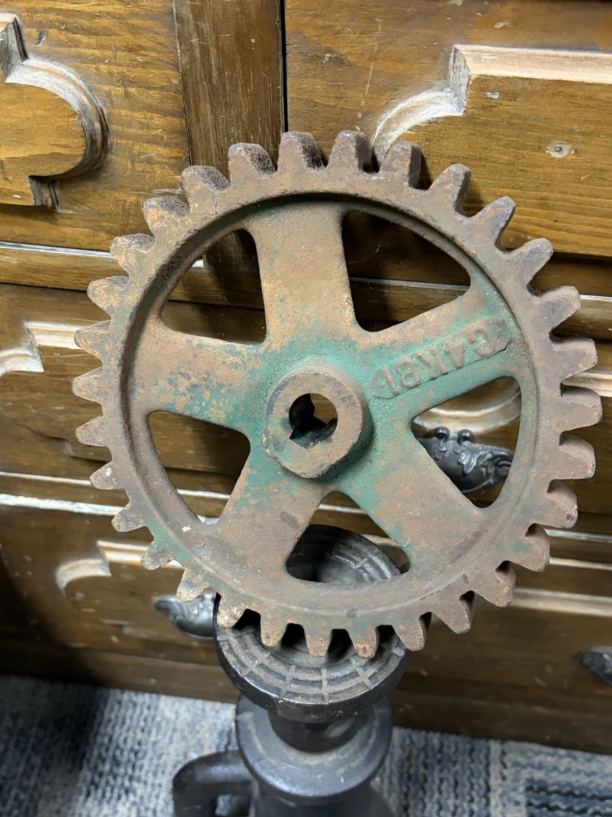 Vintage industrial steampunk cast iron 8 1/4\