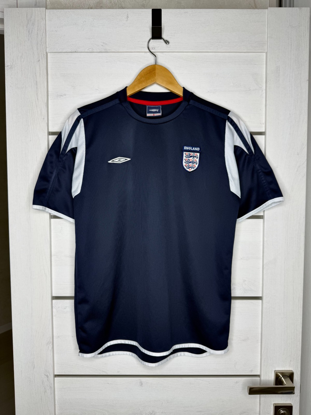 Vintage 2004-2006 England Umbro Training Shirt Jersey Navy Blue Soccer Jersey M