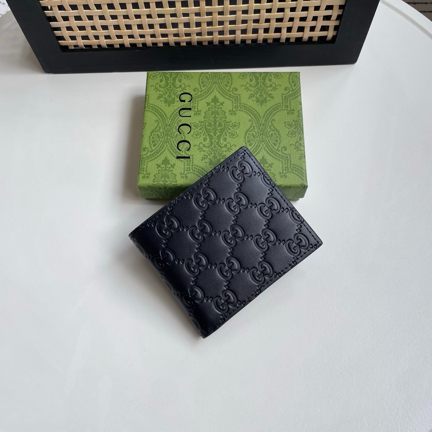 GG Men\'s Black Leather GG Embossed Bifold Wallet Card Holder With Box