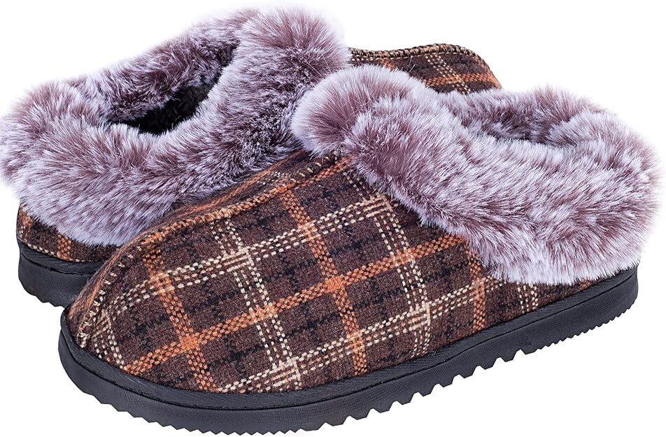 Womens Fuzzy Slippers with Memory Foam Insole Slip on Indoor Outdoor house shoes