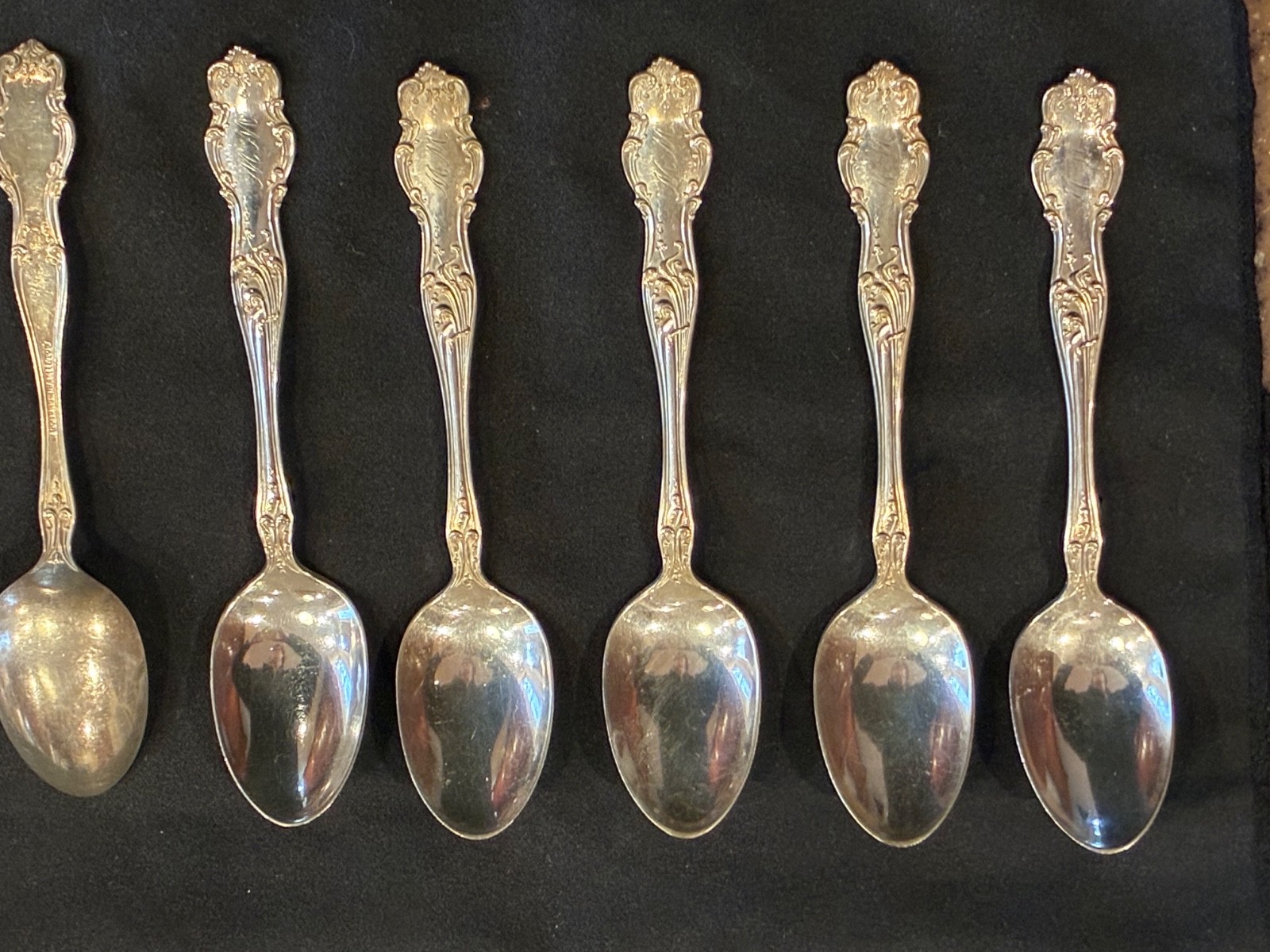 Vintage Rogers and Hamilton silverplate spoons, set of 6