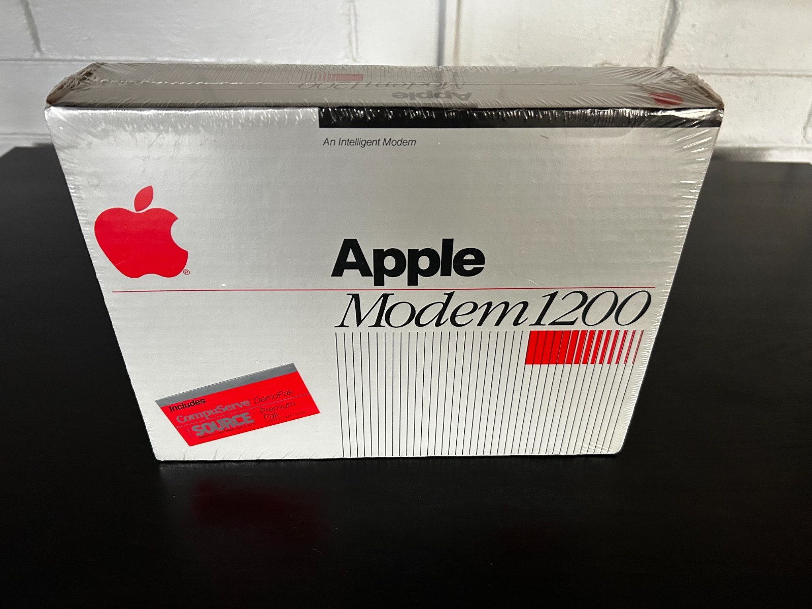Apple Modem 1200 (Model A9M0301, 1983) — RARE, VINTAGE, NEW, & SEALED