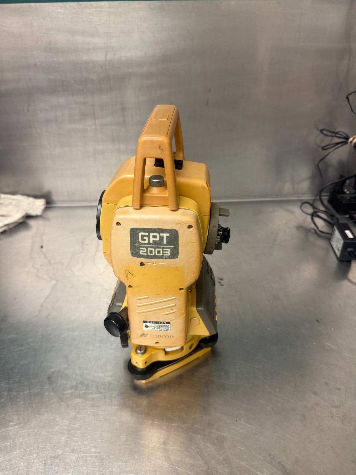 Topcon GPT-2003 Professional 3-Second Reflectorless Total Station Topcon GPT-2003 Professional 3-Second Reflectorless Total Station