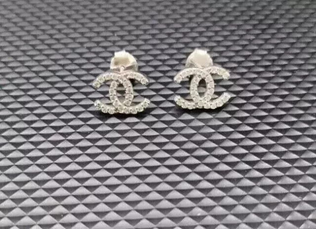 2.0 Ct Round Cut moissanite Diamond Women\'s Stud Earring 14k White Gold Plated
