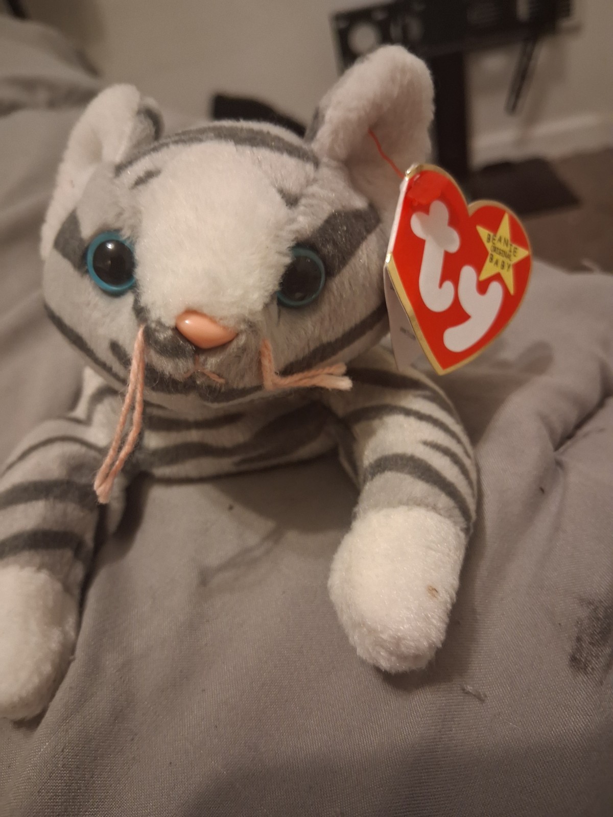 Ty Beanie Baby POUNCE the Cat 1997 RARE & RETIRED