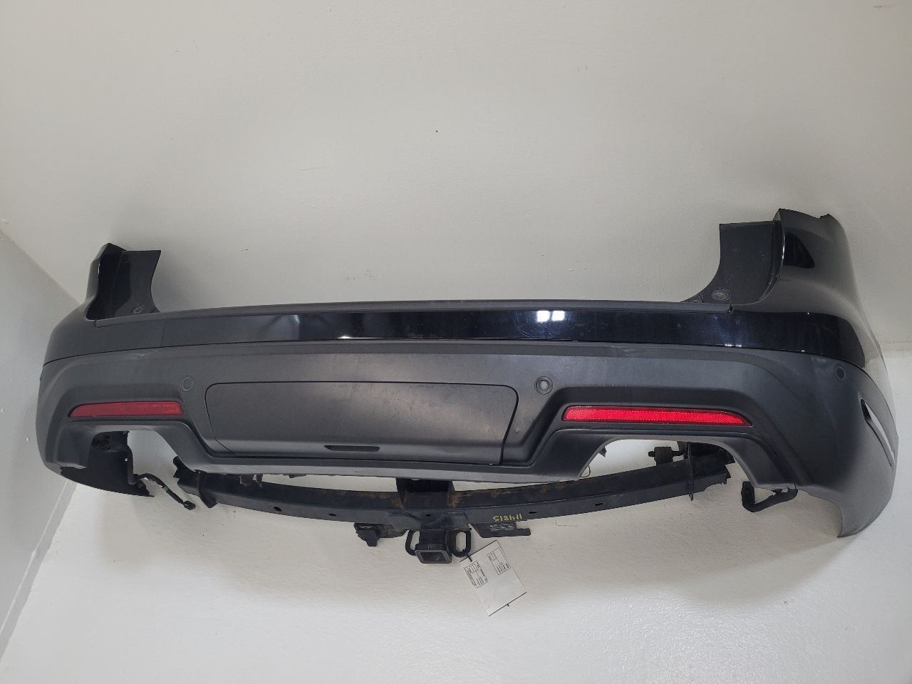 2018 - 2019 Ford Explorer  Rear Bumper Assembly Cover Panel Painted UM Black