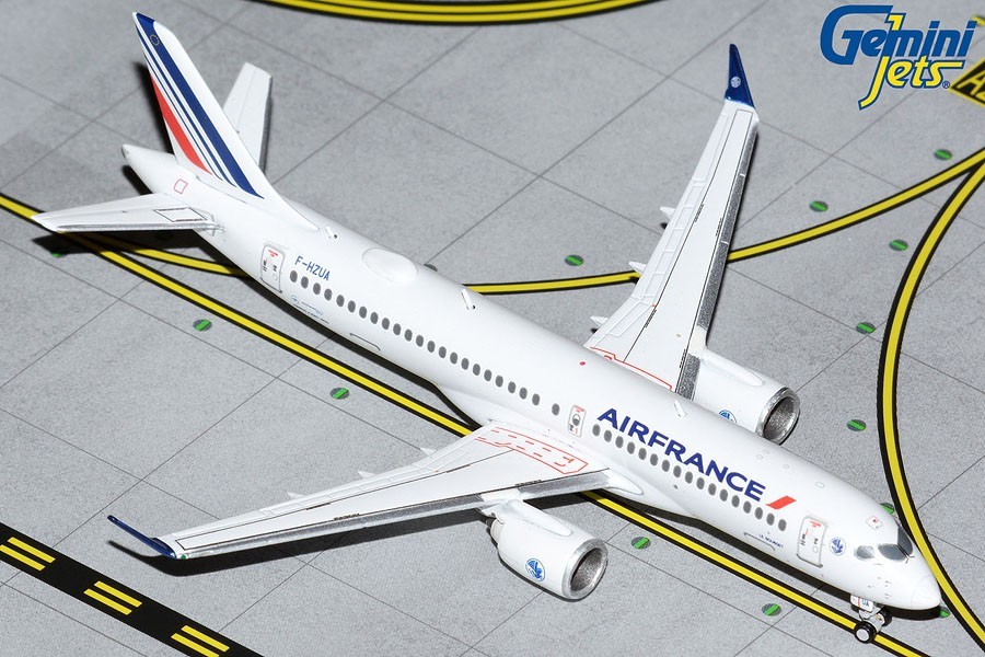 GEMINI JETS AIR FRANCE AIRBUS A220-300 1:400 DIECAST MODEL GJAFR2041 IN STOCK