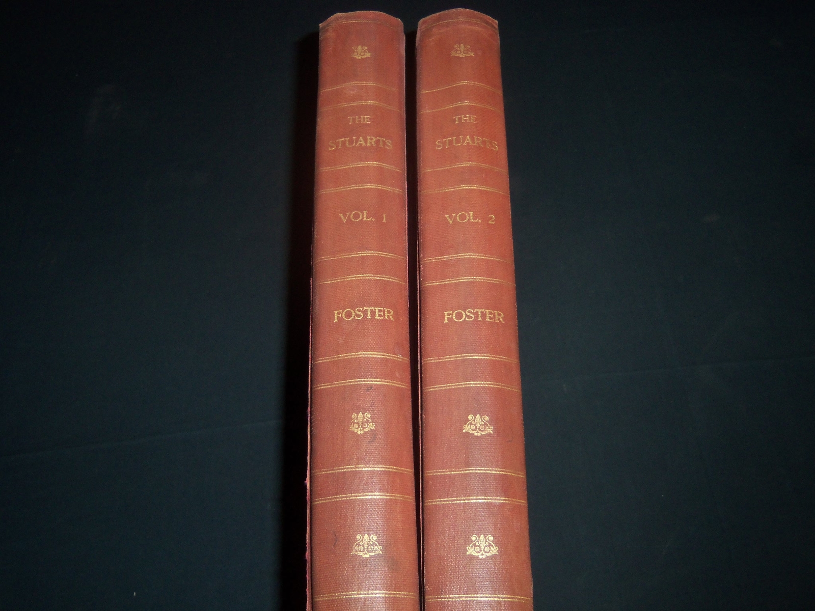 1902 THE STUARTS BEING ILLUSTRATIONS OF PERSONAL HISTORY VOLUME 1 & 2 - Z 148